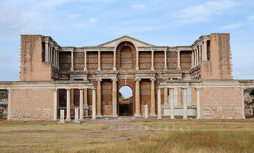 SARD HARABELERİ- KULADOKYA-KULA EVLERİ- UŞAK ULUBEY KANYONU GÜNÜBİRLİK